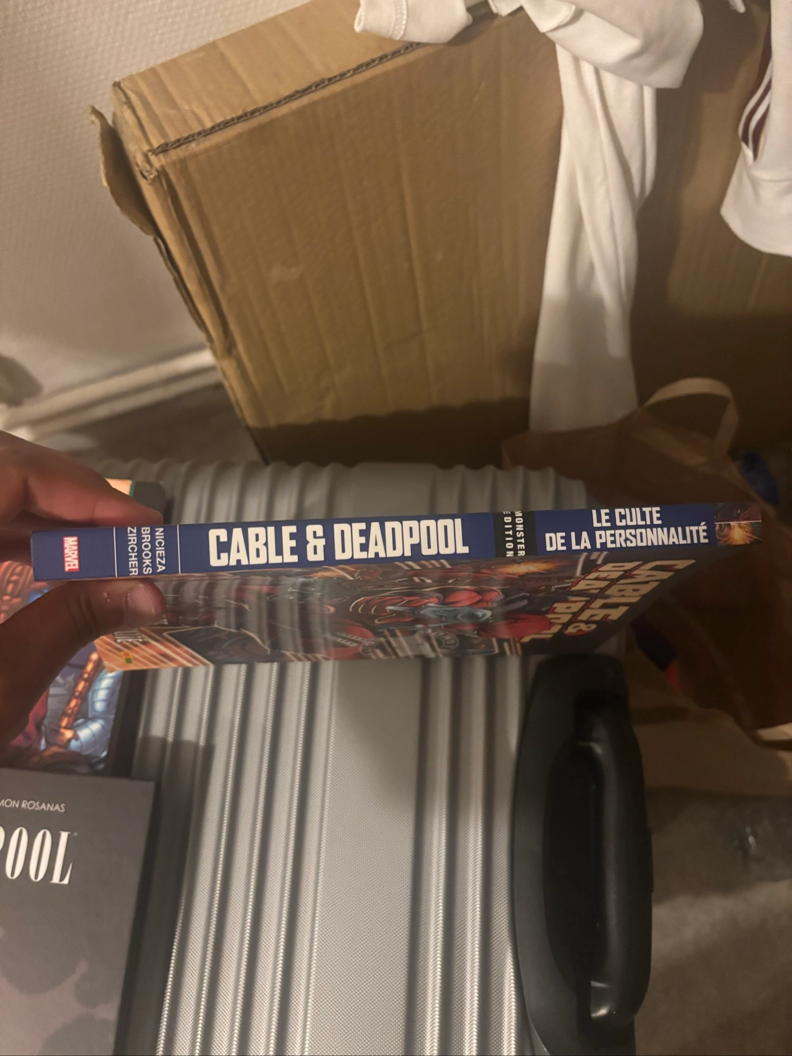 Cable e deadpool edição monstro o culto da personalidade – photo 2